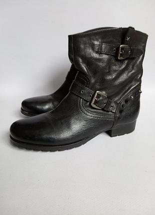 Шкіряні чобітки bertie