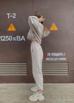 Базовий теплий спортивний костюм беж базовый теплый спортивный костюм бежевый бежевий