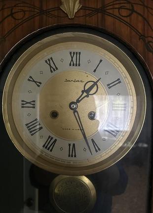 Часы настенные с боями винтажные