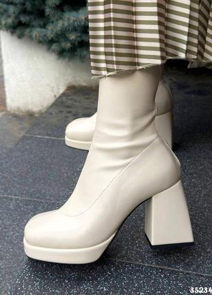 ▪️шкіряні жіночі молочні світлі бежеві ботильйони квадратний носок маленький невисокий каблук черевики байка фліс осінь зима натуральна шкіра