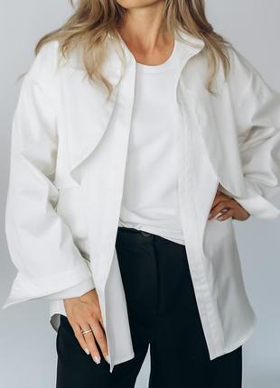 Сорочка з відлітними деталями спереду власного бренду rozkishna