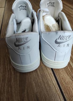 Кроссовки белые nike air force 3