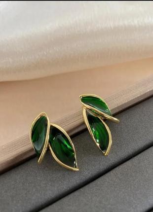 Серьги шарики листочки бижутерия