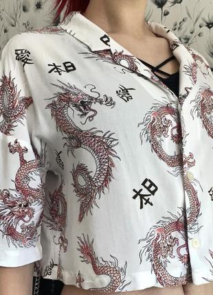 Укорочена сорочка в азійському стилі