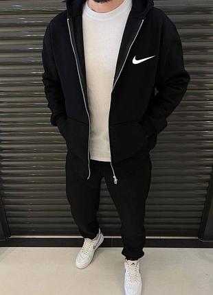 Удобный мужской костюм сезон осень - зима.