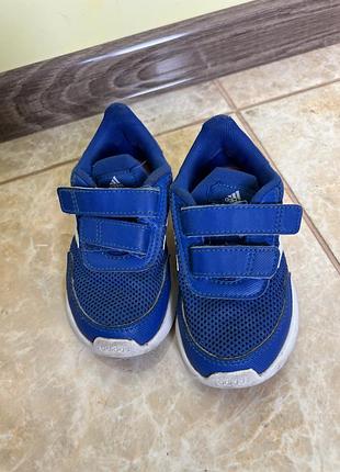 Кросівки адідас 24р