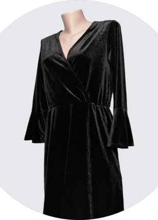 Бархатна сукня чорна divided