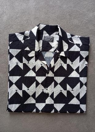 Брендовая рубашка тенниска primark.