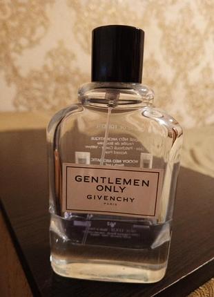 Туалетна вода gentleman only