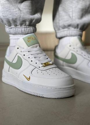 Мужские кроссовки nike air force 1 low '07 essential green4 фото