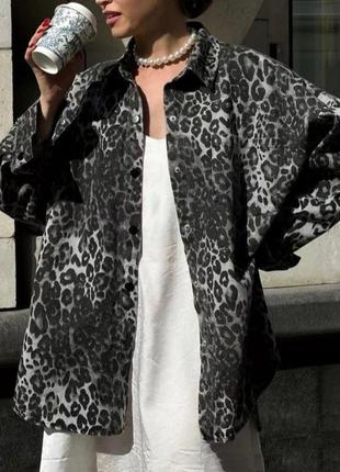 Трендовая женская джинсовая рубашка лео9 фото