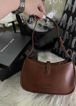 Сумка charles & keith коричневая с коробкой3 фото