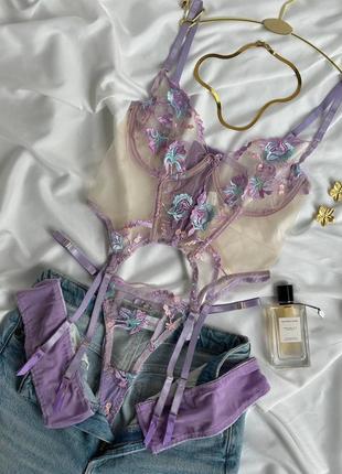 Сексуальный изысканный комплект белья в нежном цвете с вышивкой 18+ | эротическое белье