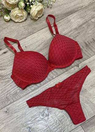 Красный комплект белья h&m, р.70a-75a