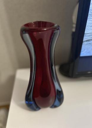 Винтажная ваза цветное гутное стекло красивая ваза