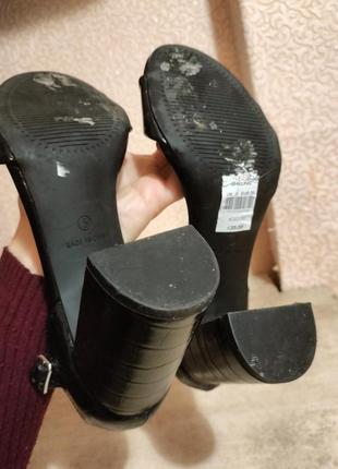 Босоножки бренда dorothy perkins р.385 фото