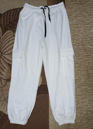 Спортивні штани жіночі