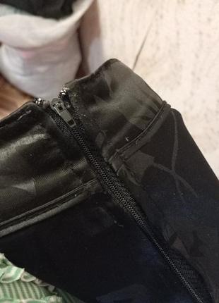 Юбка "готическая" с оборками и розами3 фото