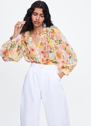 Zara воздушная блуза с пышными рукавами в цветочный принт