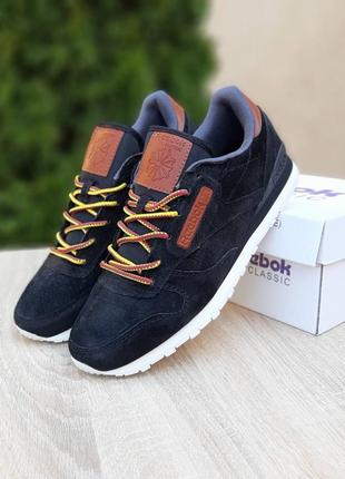 Чоловічі якісні та стильні кросівки для хлопчиків reebok classic чорні на білій підошві
