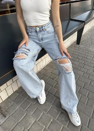 Стильные джинсы женские багги с разрезами спереди и сзади3 фото