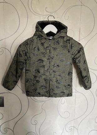Демисезонная куртка на флисе на 5 лет
