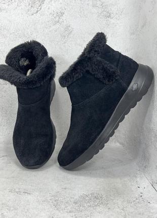 Черевики зимові легкі утеплені skechers on the go joy-bundle