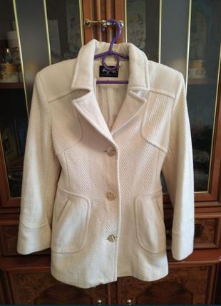 Пальто піджак р. 42