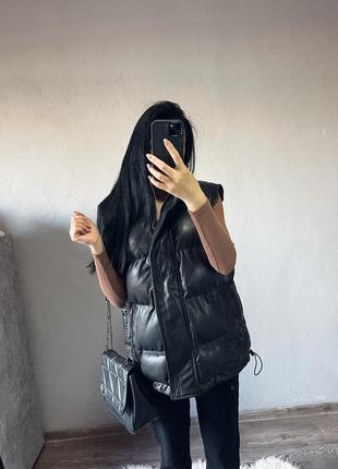 Шкіряний жилет missguided🖤