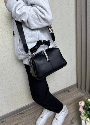 Женская стильная и качественная сумка из эко кожи пудра9 фото