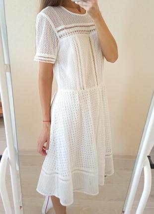 Белое кружевное платье от michael kors6 фото