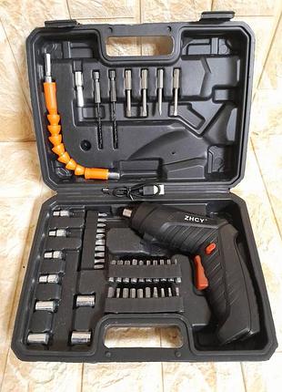 Отвёртка шуруповёрт аккумуляторная. набор в чемоданчике 47шт.
