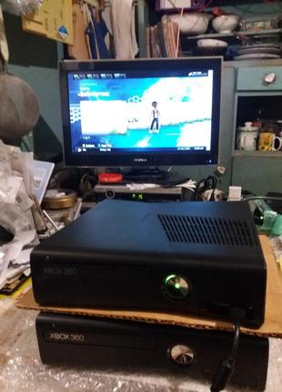 Xbox 360 с прошитыми приводами