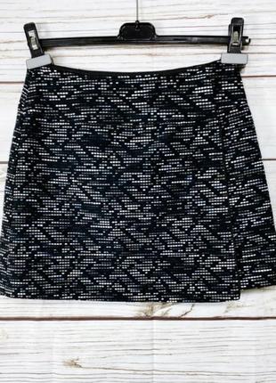 Брендовая стильная фактурная юбка на запах h&m этикетка3 фото