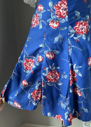 Синяя юбка-миди в цветы3 фото