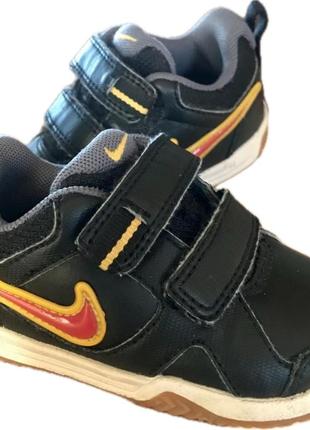 Кросівки дитячі nike