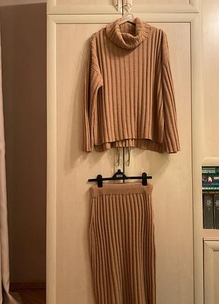 Костюм в рубчик на 46 розмір