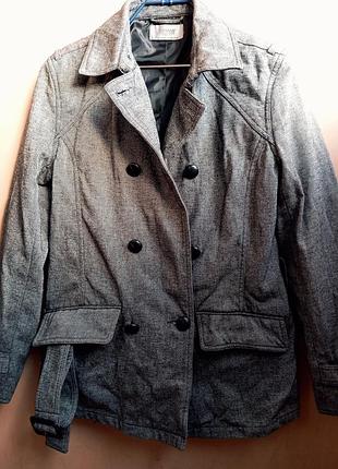 Стильне пальто піджак