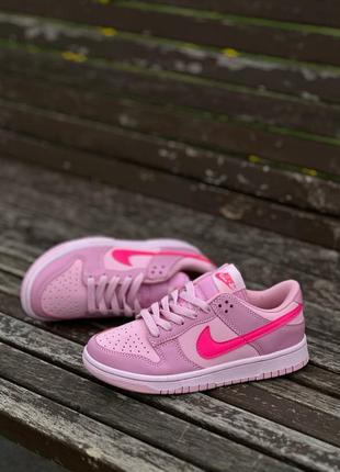 Nike dunk low gs triple pink5 фото