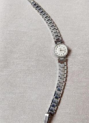 Часы винтажные чайка 17 камней коллекционный час женские наручные