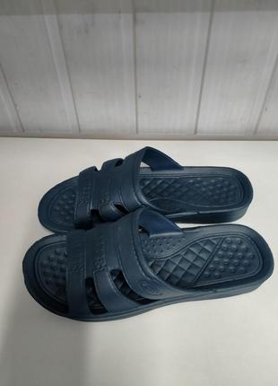 Шлепанцы мужские сине-серые.и-6283.
размеры:41-45.
цена -150грн
