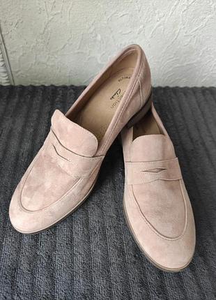 Clarks