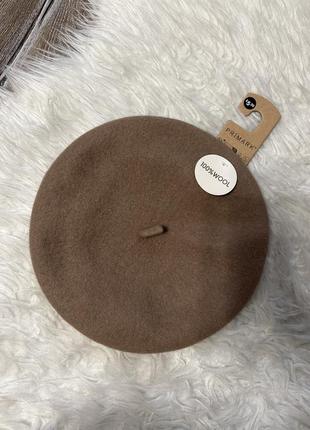 Шерстяной новый берет