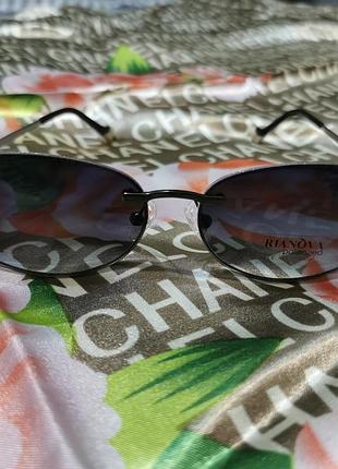 Окуляри поляризовані суперстильні та сучасні.