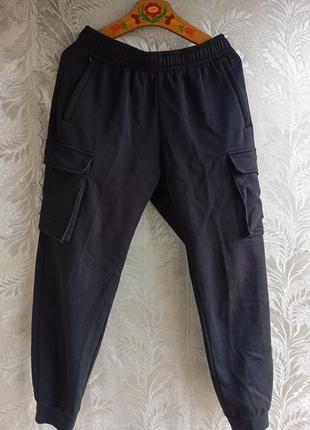 Спортивные штаны