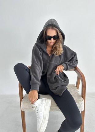 Кофта флисовая женская флиска худи толстовка батник кенгуру с капюшоном на молнии теплая спортивная повседневная бежевая графитовая серая2 фото