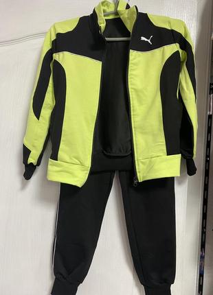 Спортивный костюм