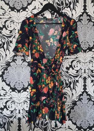 Платье в цветочный принт zara