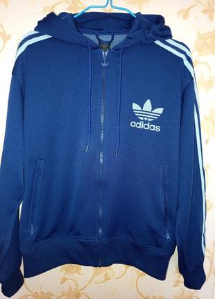 Спортивна кофта