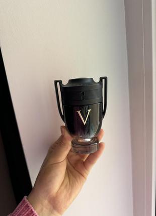 Флакон від парфумів invictus paco rabanne